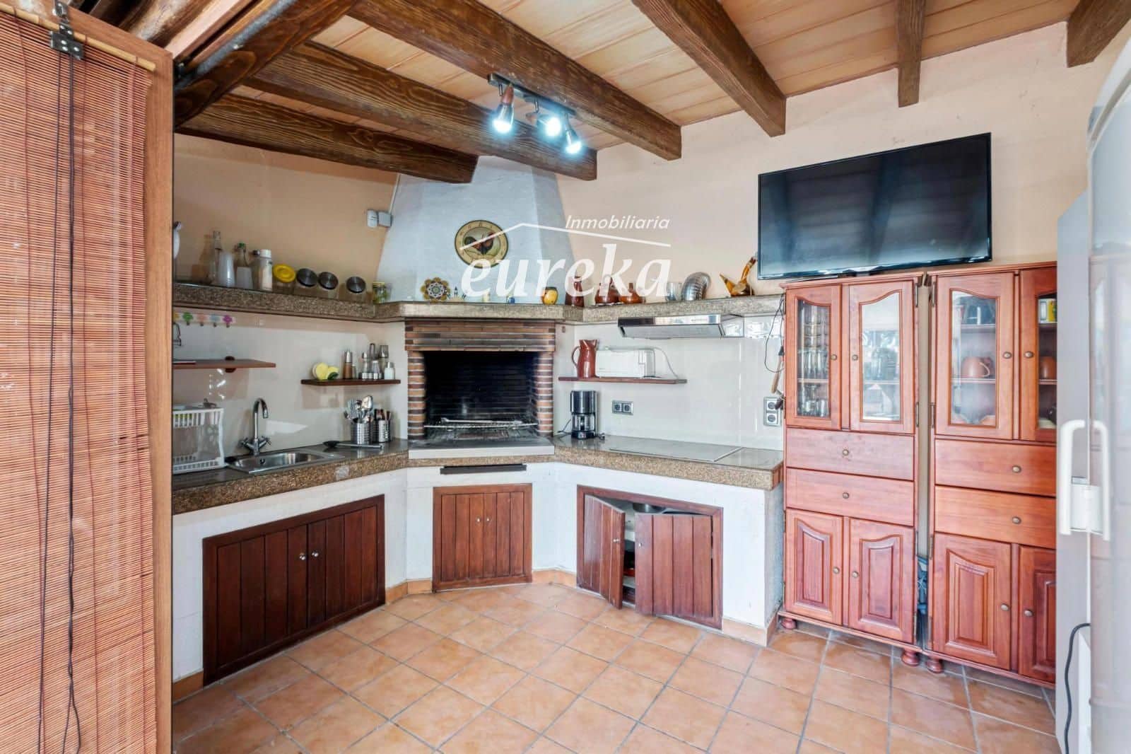 5 slaapkamer Villa te koop in Empuriabrava met zwembad garage - € 470.000 (Ref: 9231515)