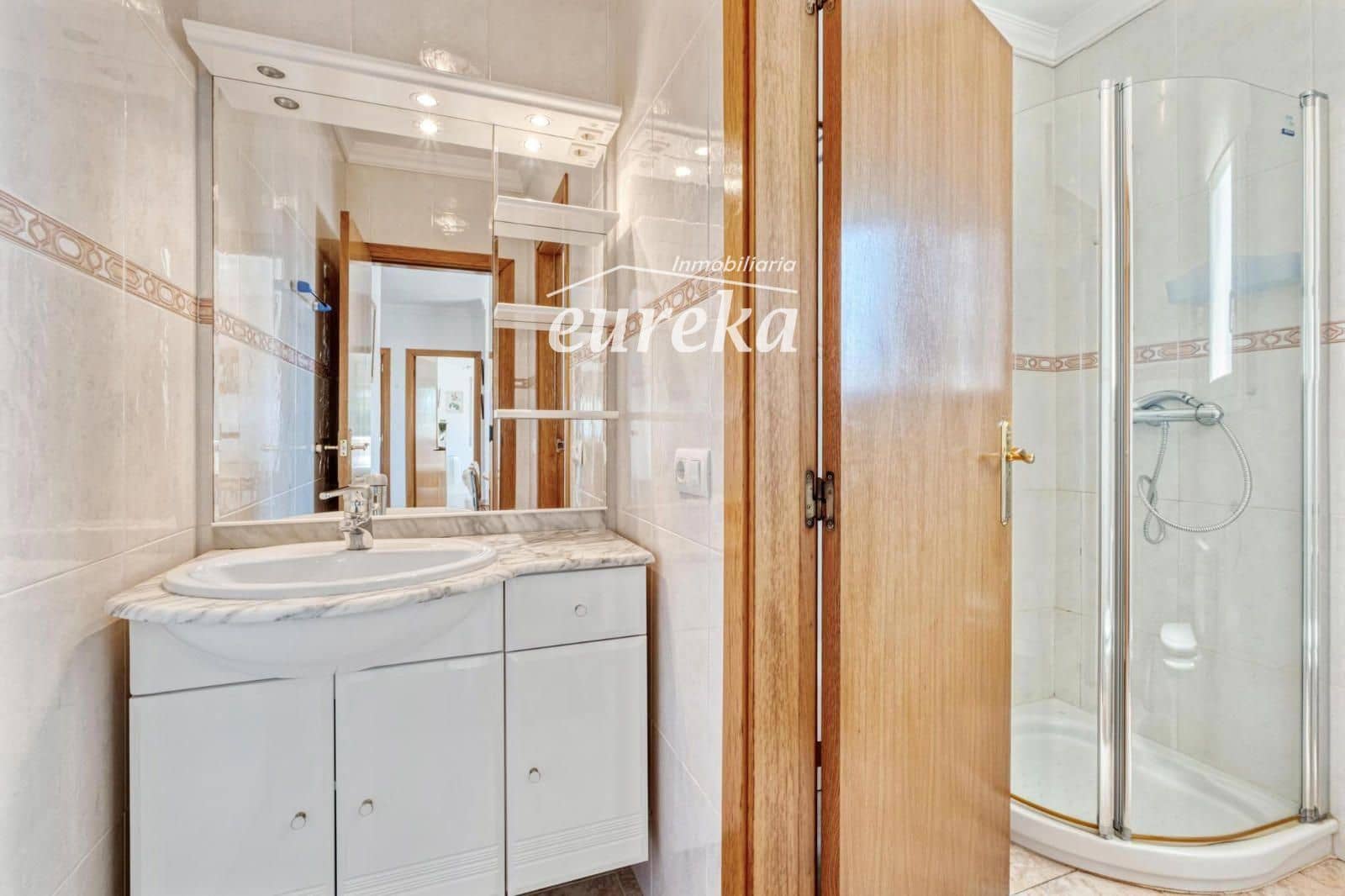 5 slaapkamer Villa te koop in Empuriabrava met zwembad garage - € 470.000 (Ref: 9231515)