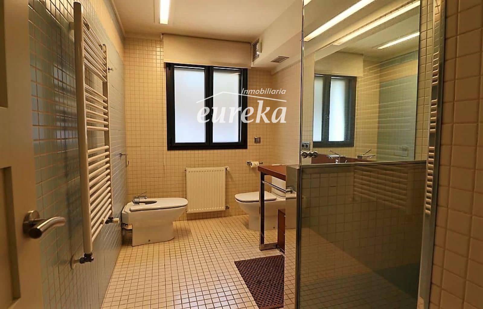 4 soveværelse Villa til salg i Peralada med swimmingpool garage - € 950.000 (Ref: 9231516)