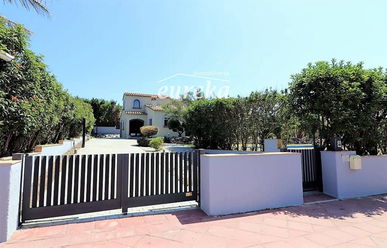 4 soveværelse Villa til salg i Peralada med swimmingpool garage - € 950.000 (Ref: 9231516)