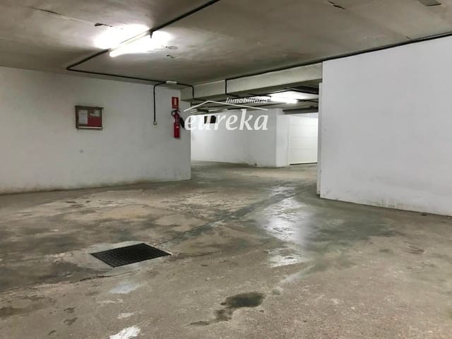 Garage til salg i Roses - € 45.000 (Ref: 9231522)