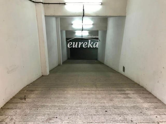 Garage til salg i Roses - € 45.000 (Ref: 9231522)