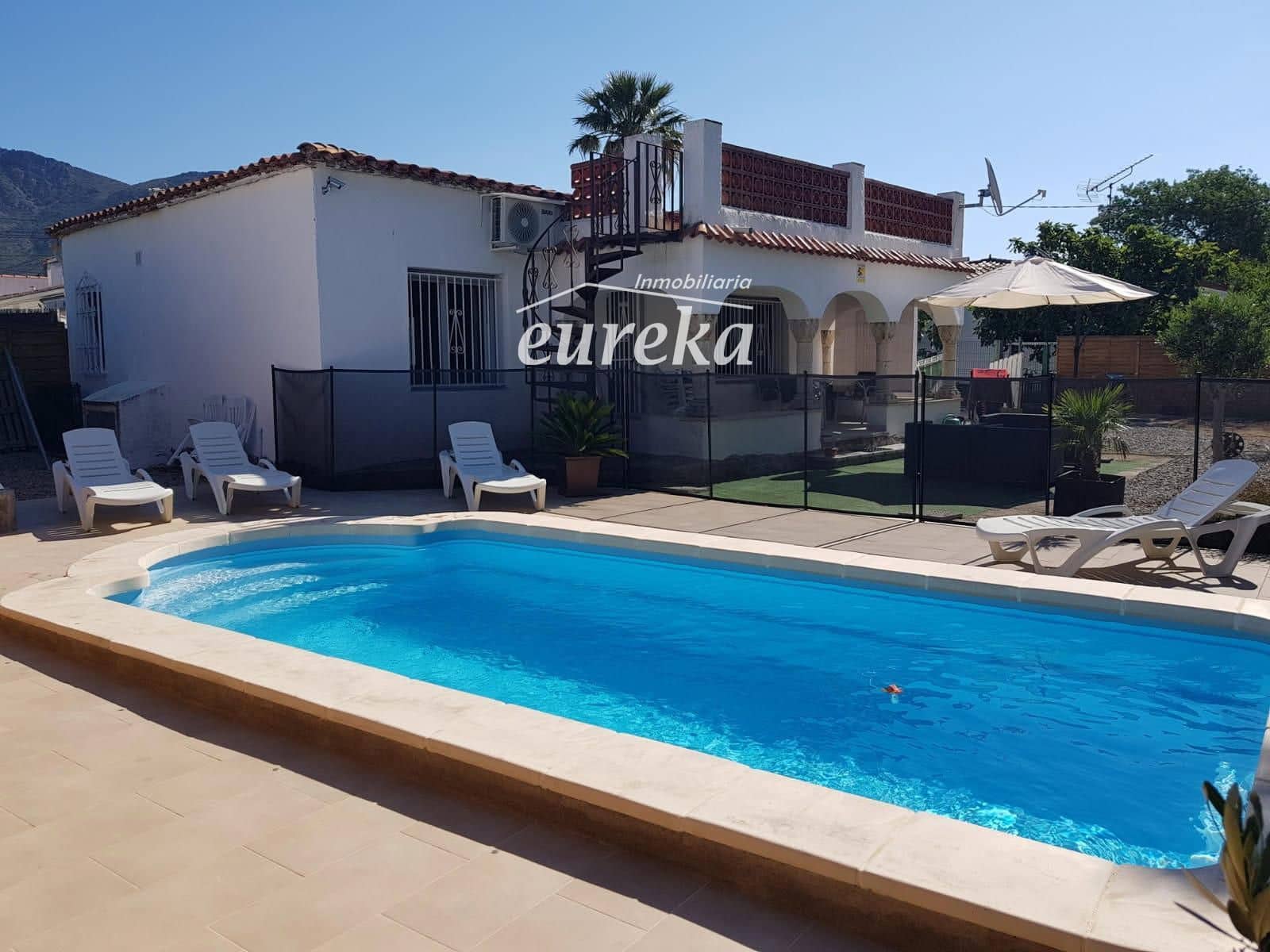 2 sovrum Villa till salu i Roses med pool garage - 349 000 € (Ref: 9231523)