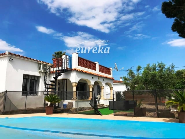 2 bedroom Villa for sale in Roses with pool garage - € 395,000 (Ref: 9231523)