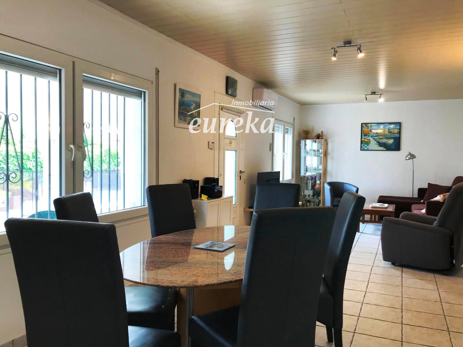 2 sovrum Villa till salu i Roses med pool garage - 349 000 € (Ref: 9231523)