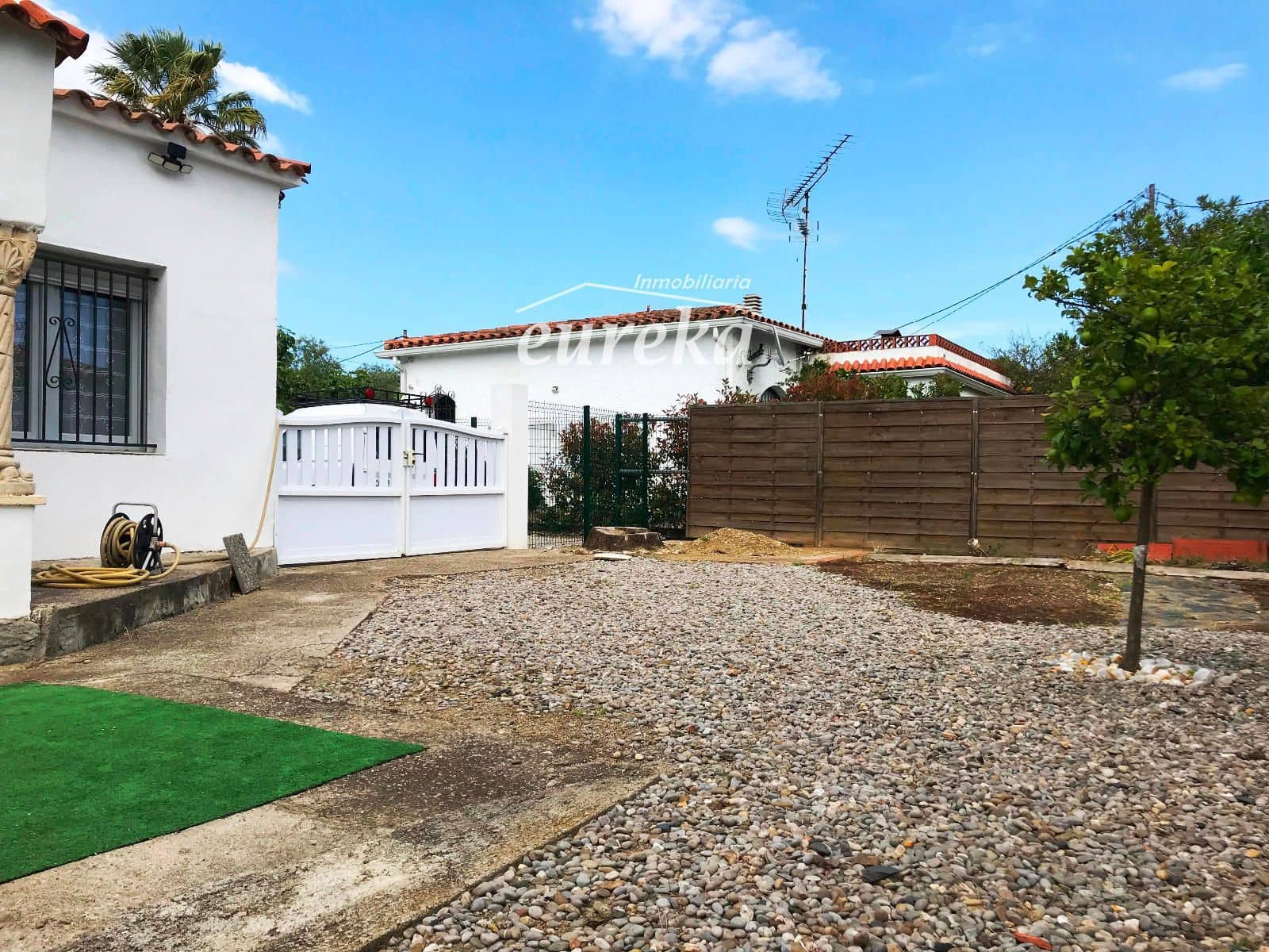 2 sovrum Villa till salu i Roses med pool garage - 349 000 € (Ref: 9231523)