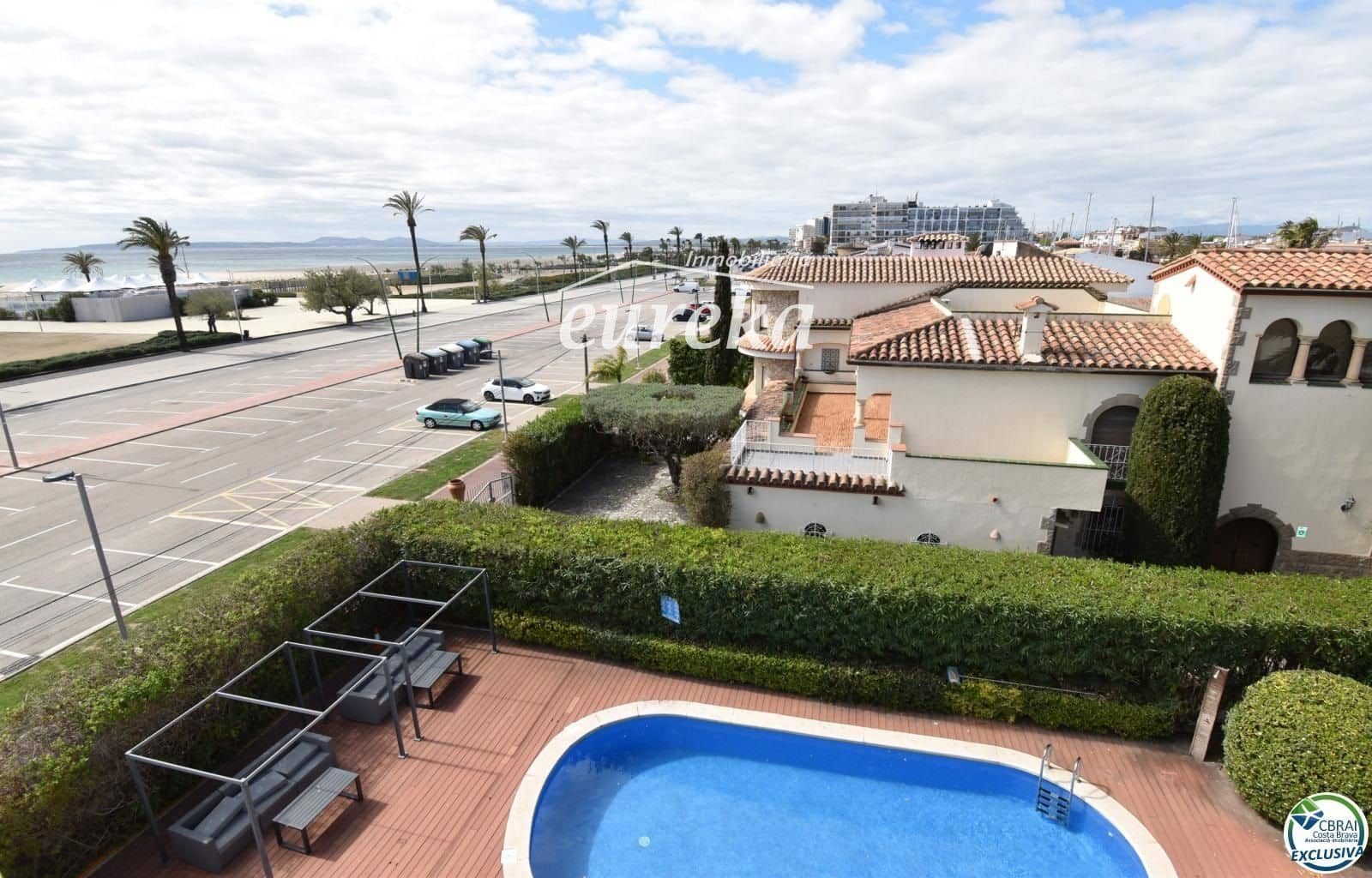 11 soveværelse Restaurant/Bar til salg i Empuriabrava med garage - € 4.860.000 (Ref: 9249067)