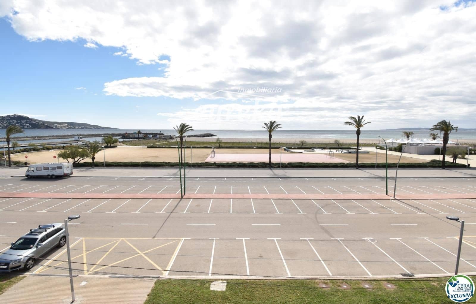 11 soveværelse Restaurant/Bar til salg i Empuriabrava med garage - € 4.860.000 (Ref: 9249067)