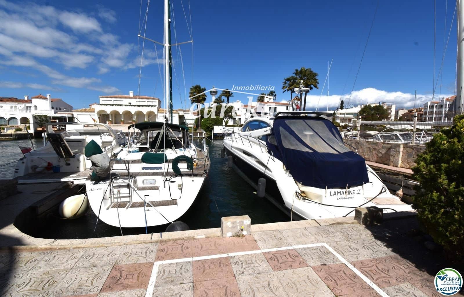 11 soveværelse Restaurant/Bar til salg i Empuriabrava med garage - € 4.860.000 (Ref: 9249067)