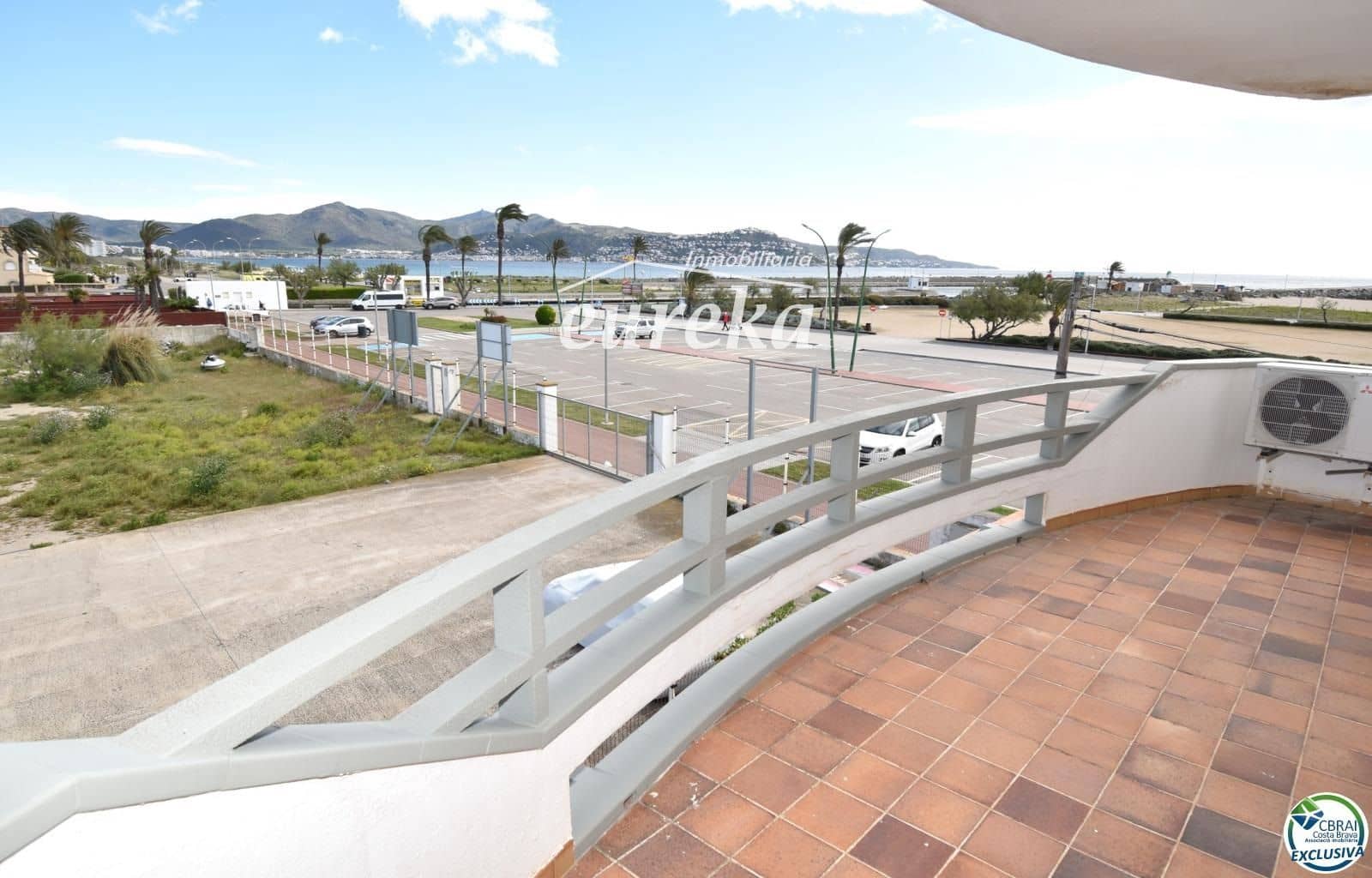 11 soveværelse Restaurant/Bar til salg i Empuriabrava med garage - € 4.860.000 (Ref: 9249067)