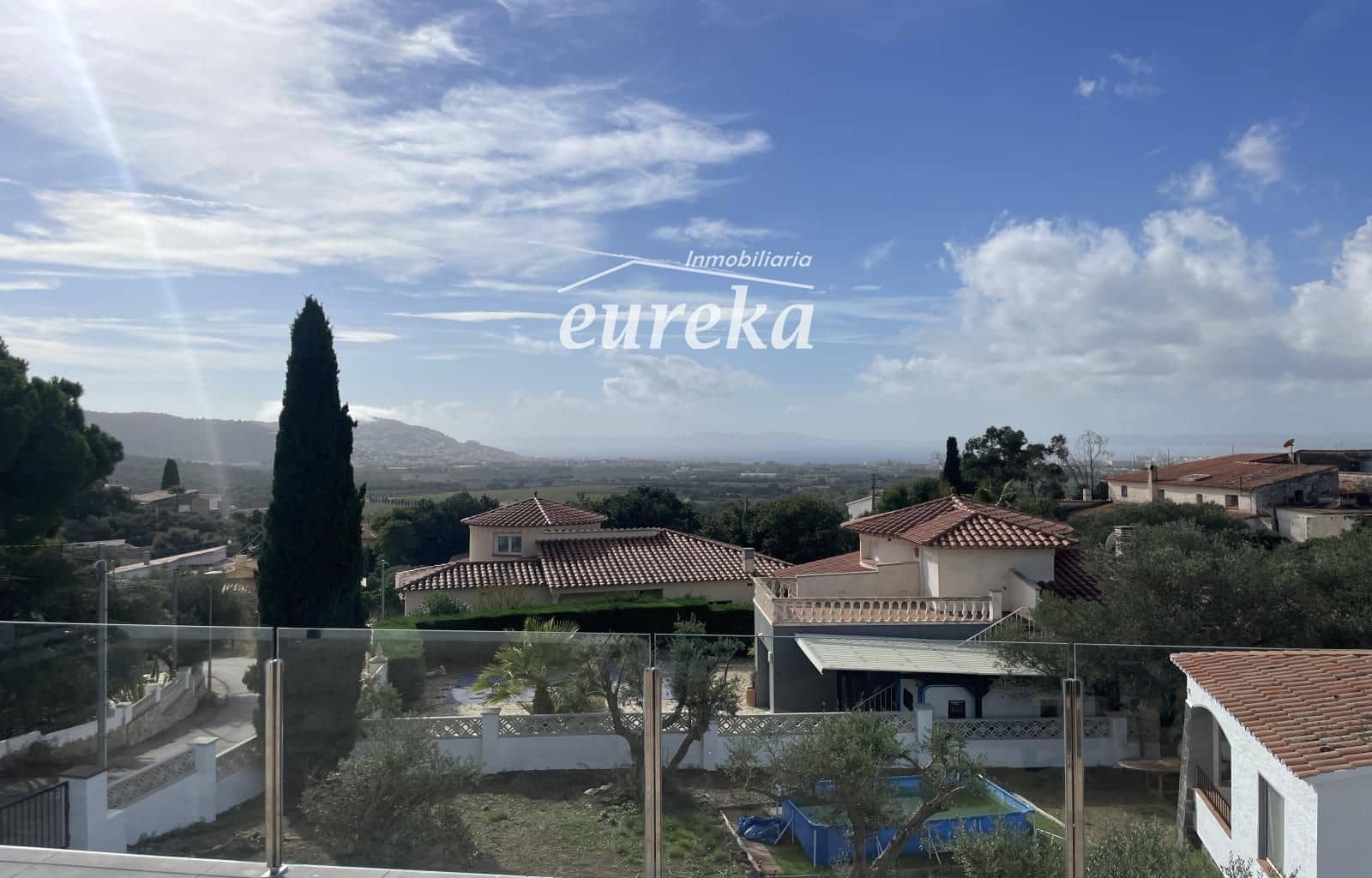 3 soverom Villa til salgs i El Mas Fumats med svømmebasseng garasje - € 679 000 (Ref: 9267544)