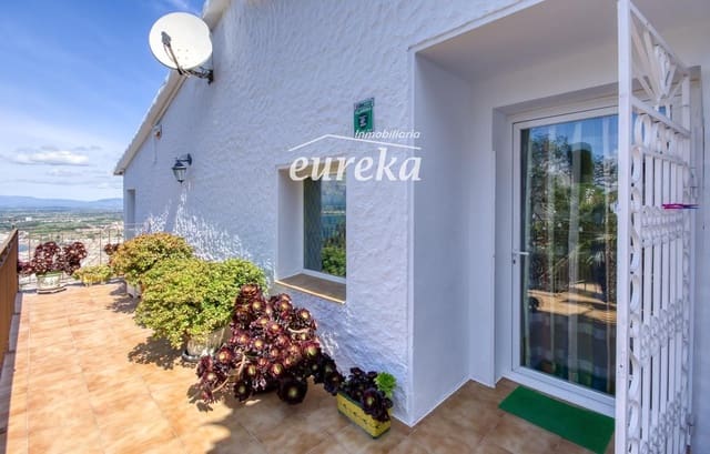 5 bedroom Villa for sale in Roses with pool garage - € 945,000 (Ref: 9301687)