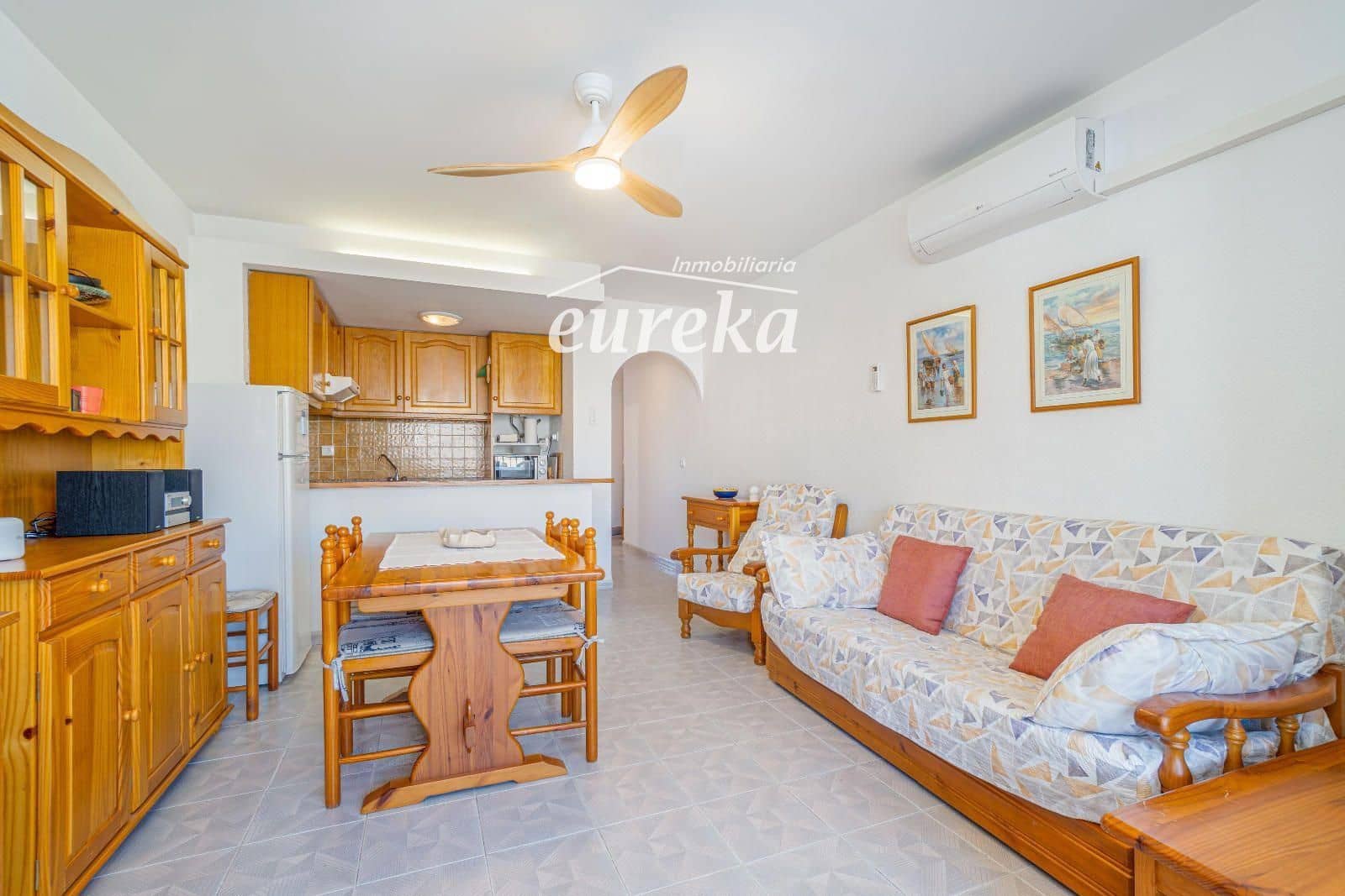 2 bedroom Flat for sale in Empuriabrava with garage - € 270,000 (Ref: 9301688)