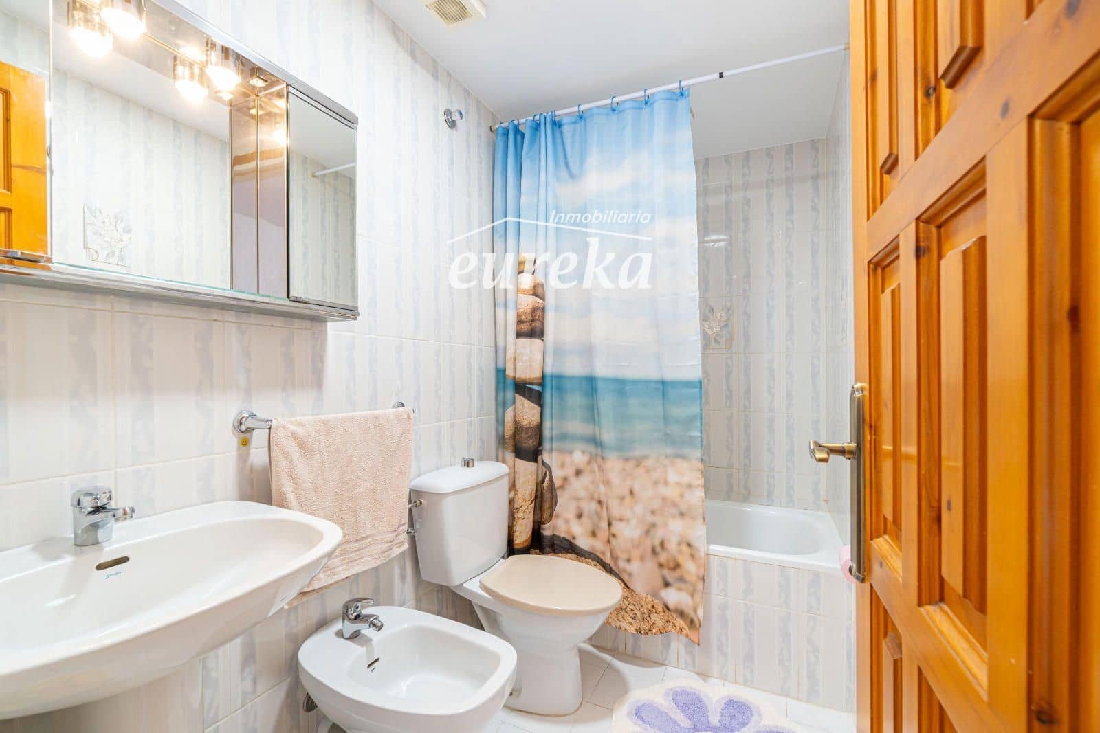 2 bedroom Flat for sale in Empuriabrava with garage - € 270,000 (Ref: 9301688)