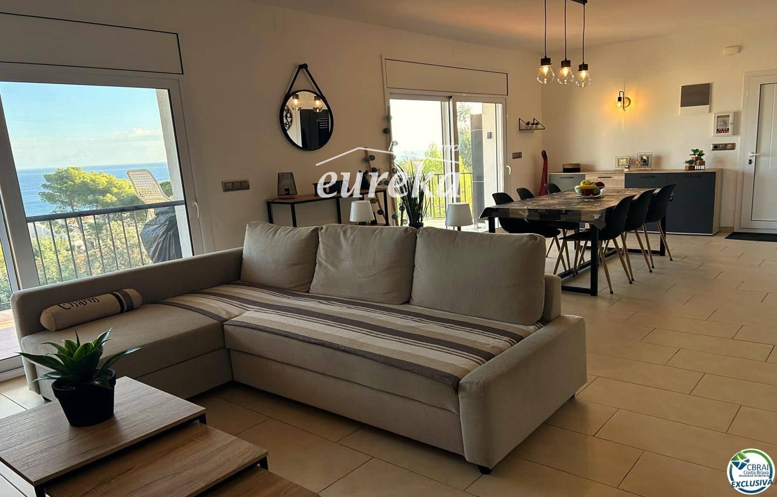 3 chambre Appartement à vendre à Llanca avec garage - 320 000 € (Ref: 9410025)