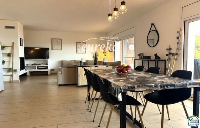 3 Zimmer Wohnung zu verkaufen in Llançà mit Garage - 320.000 € (Ref: 9410025)