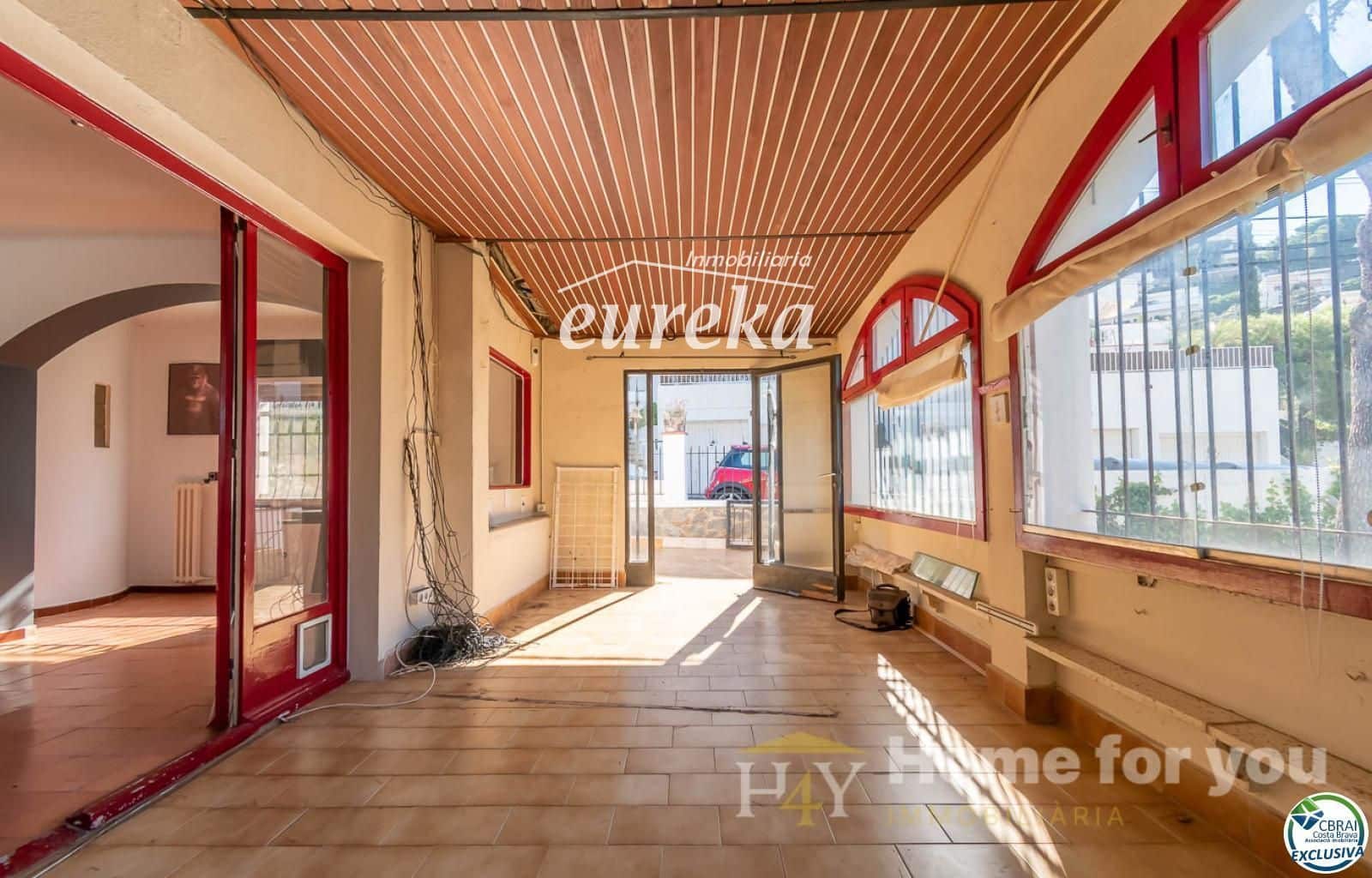 4 Zimmer Villa zu verkaufen in Roses mit Garage - 645.000 € (Ref: 9449560)