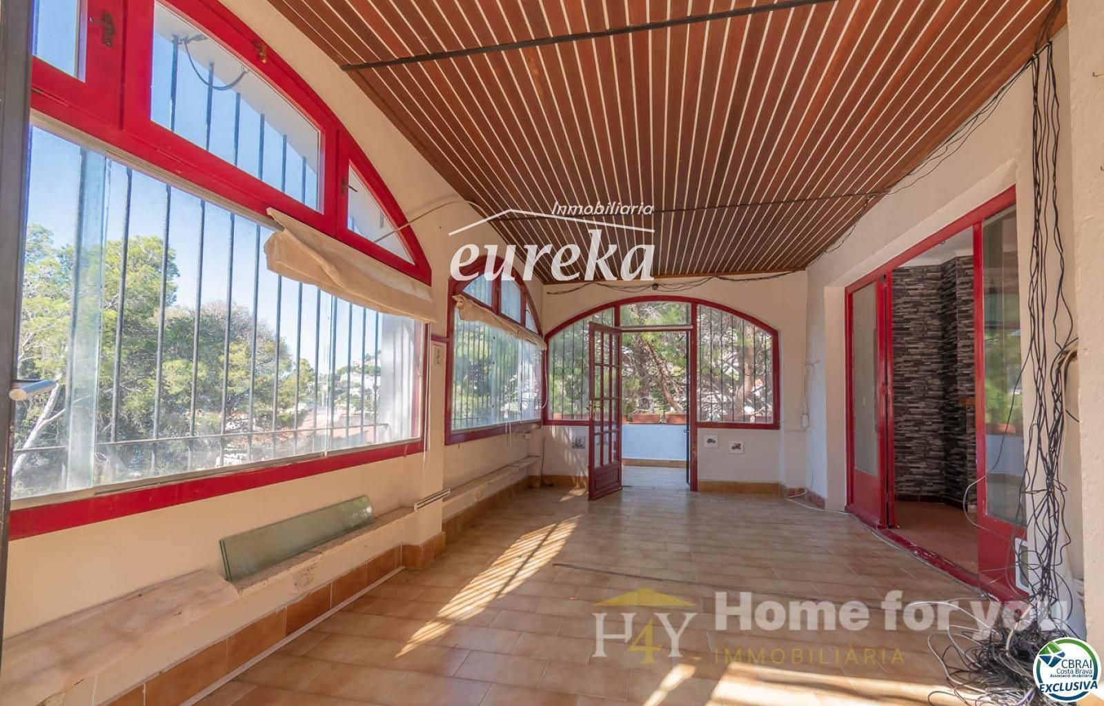 4 Zimmer Villa zu verkaufen in Roses mit Garage - 645.000 € (Ref: 9449560)