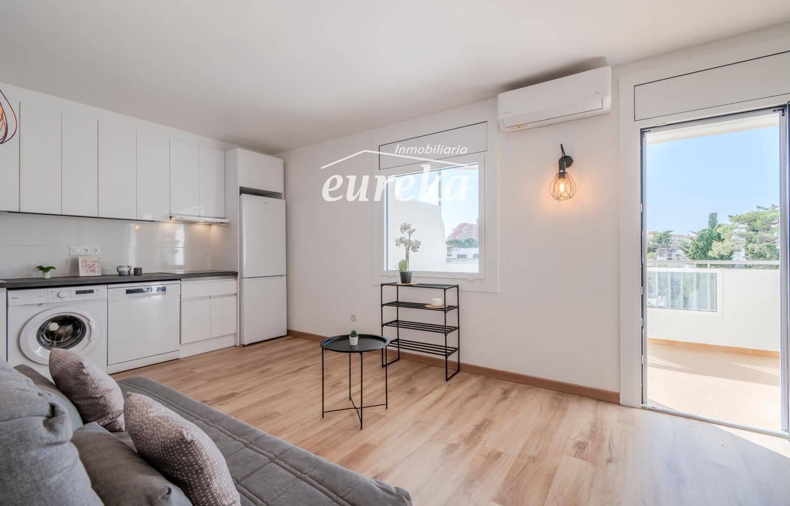 Piso en Santa Margarida en venta - 125.000 € (Ref: 9469040)