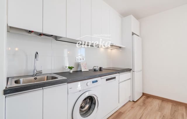 Piso en Santa Margarida, Roses en venta - 125.000 € (Ref: 9469040)