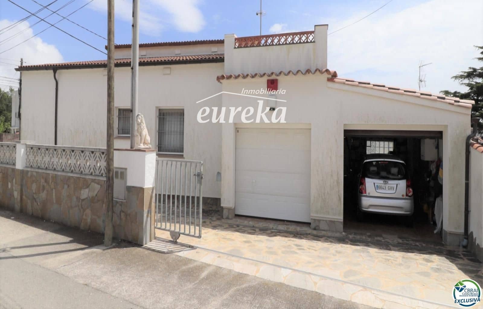 2 bedroom Villa for sale in Roses with garage - € 350,000 (Ref: 9502978)