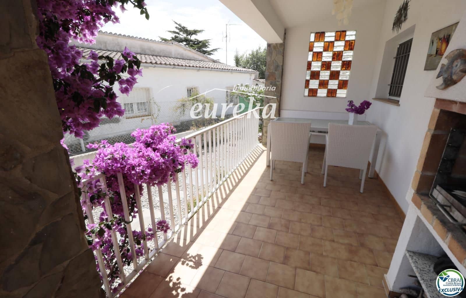 2 bedroom Villa for sale in Roses with garage - € 350,000 (Ref: 9502978)
