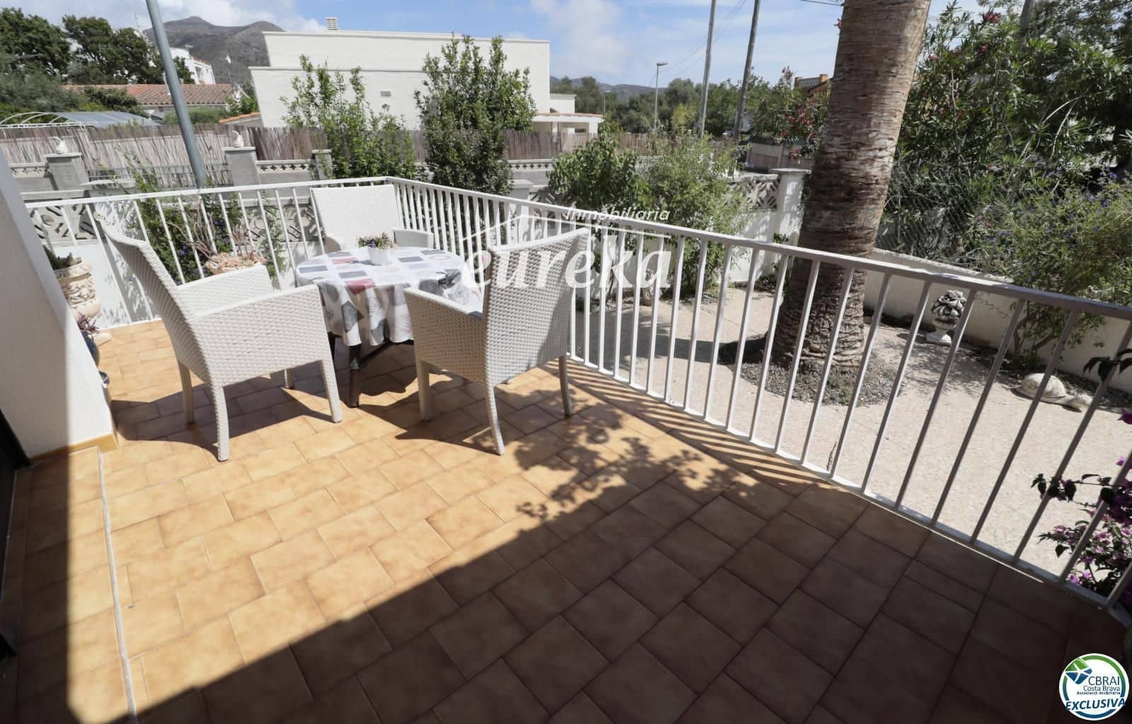 2 bedroom Villa for sale in Roses with garage - € 350,000 (Ref: 9502978)