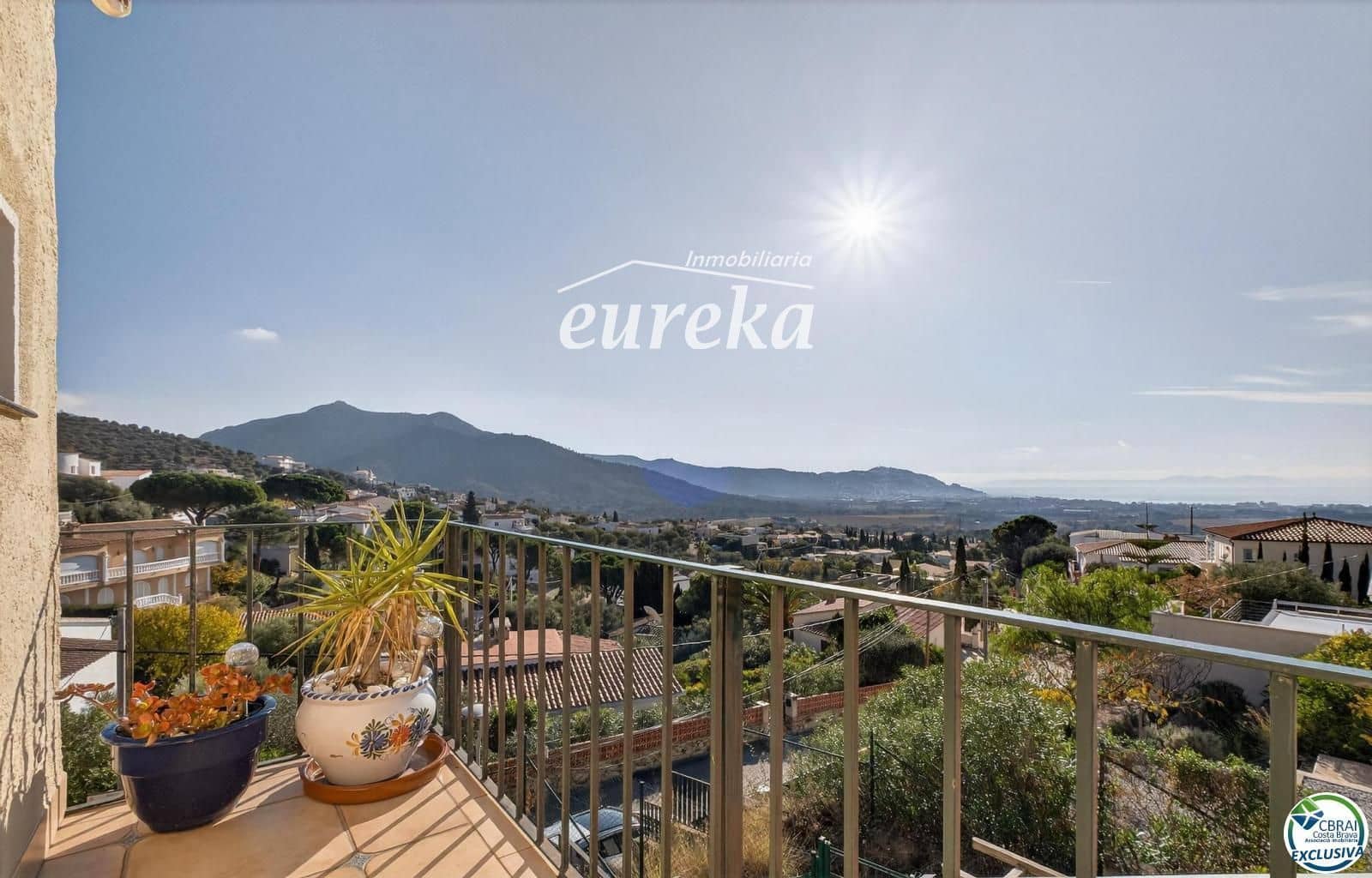 3 bedroom Villa for sale in El Mas Fumats with garage - € 375,000 (Ref: 9506357)