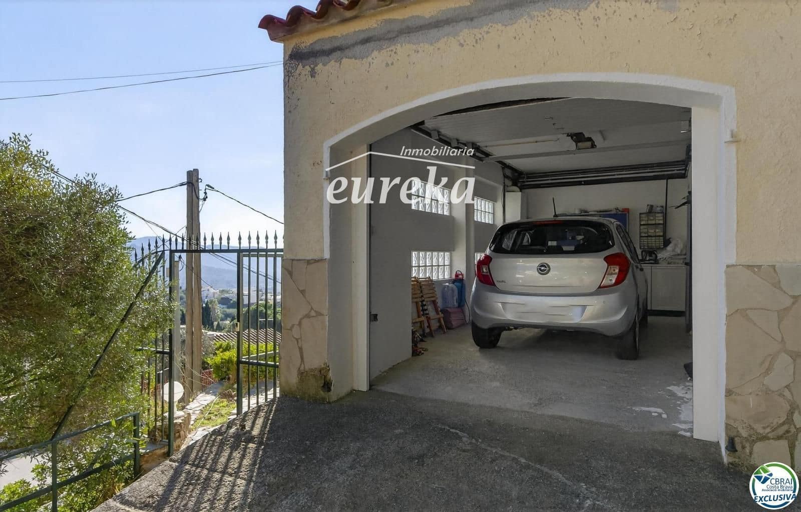 3 bedroom Villa for sale in El Mas Fumats with garage - € 375,000 (Ref: 9506357)