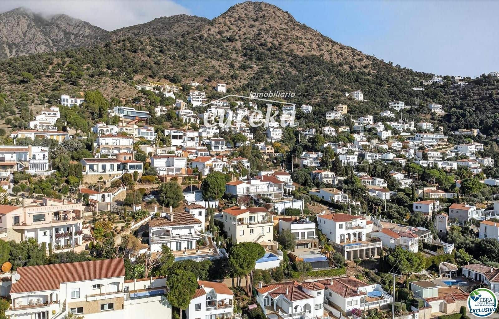 3 bedroom Villa for sale in El Mas Fumats with garage - € 375,000 (Ref: 9506357)