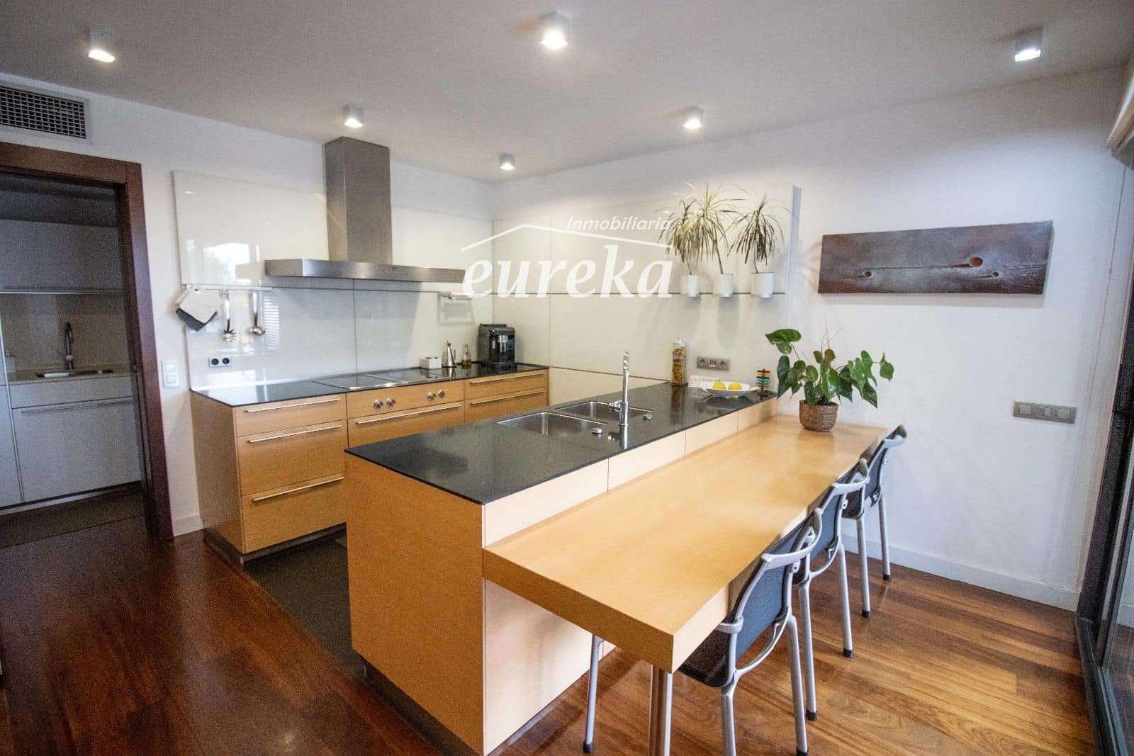 4 bedroom Townhouse for sale in Roses with pool garage - € 950,000 (Ref: 9559070)