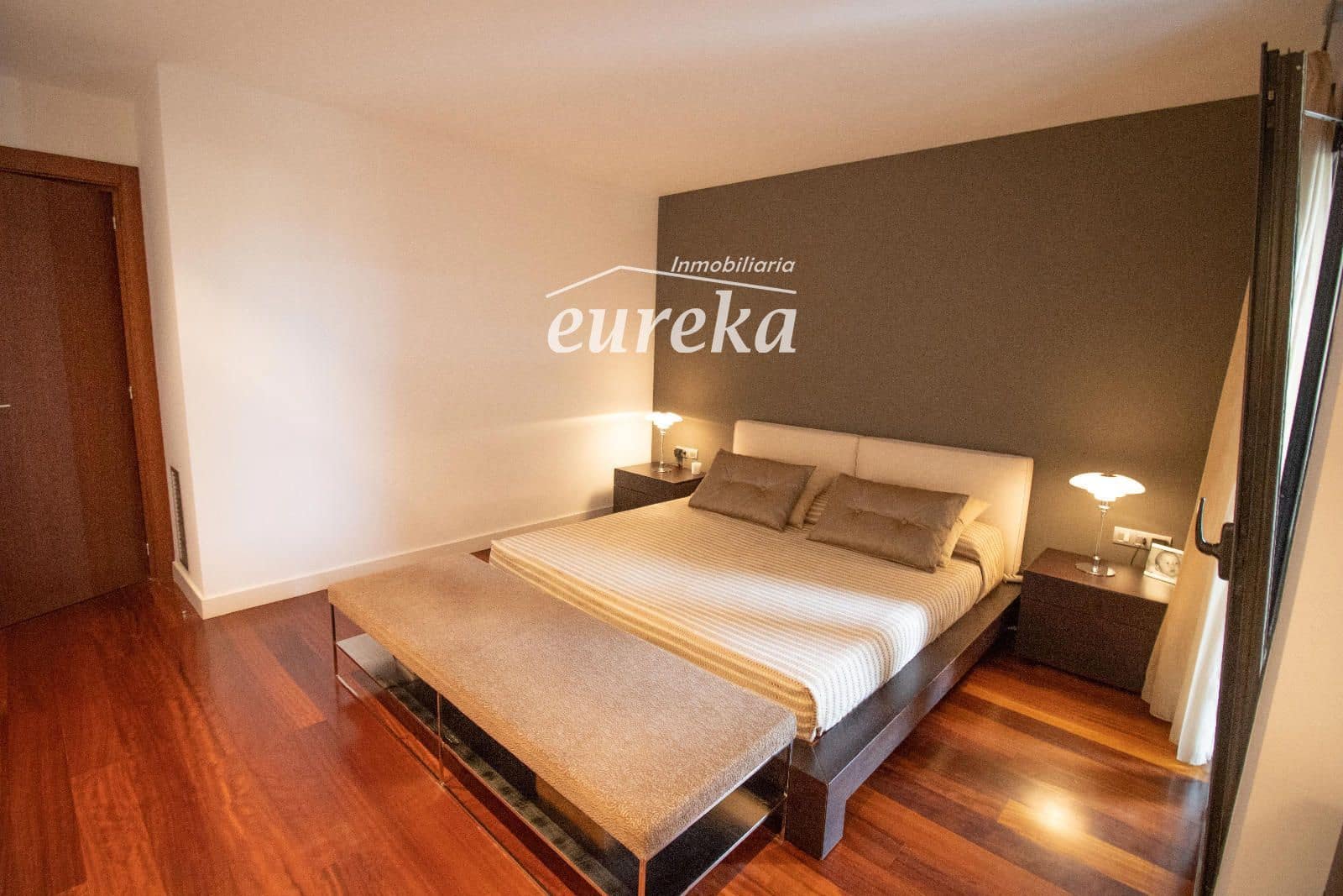 4 bedroom Townhouse for sale in Roses with pool garage - € 950,000 (Ref: 9559070)