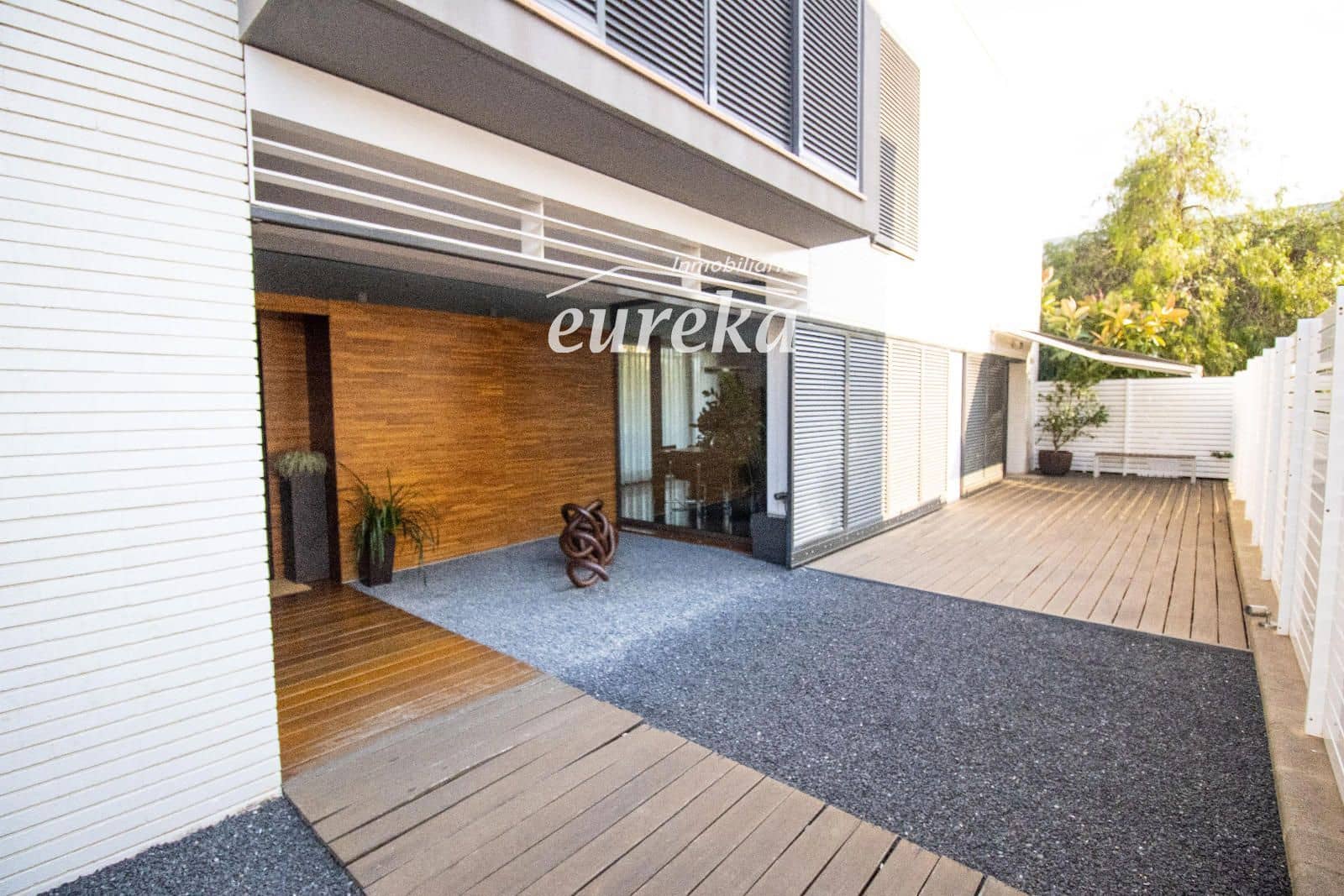 4 bedroom Townhouse for sale in Roses with pool garage - € 950,000 (Ref: 9559070)