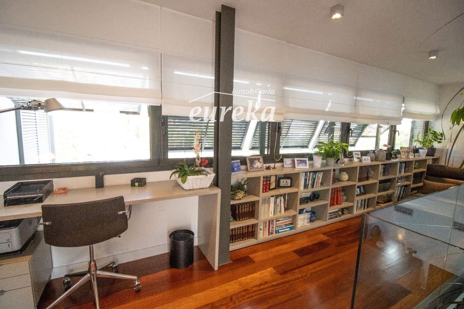 4 bedroom Townhouse for sale in Roses with pool garage - € 950,000 (Ref: 9559070)