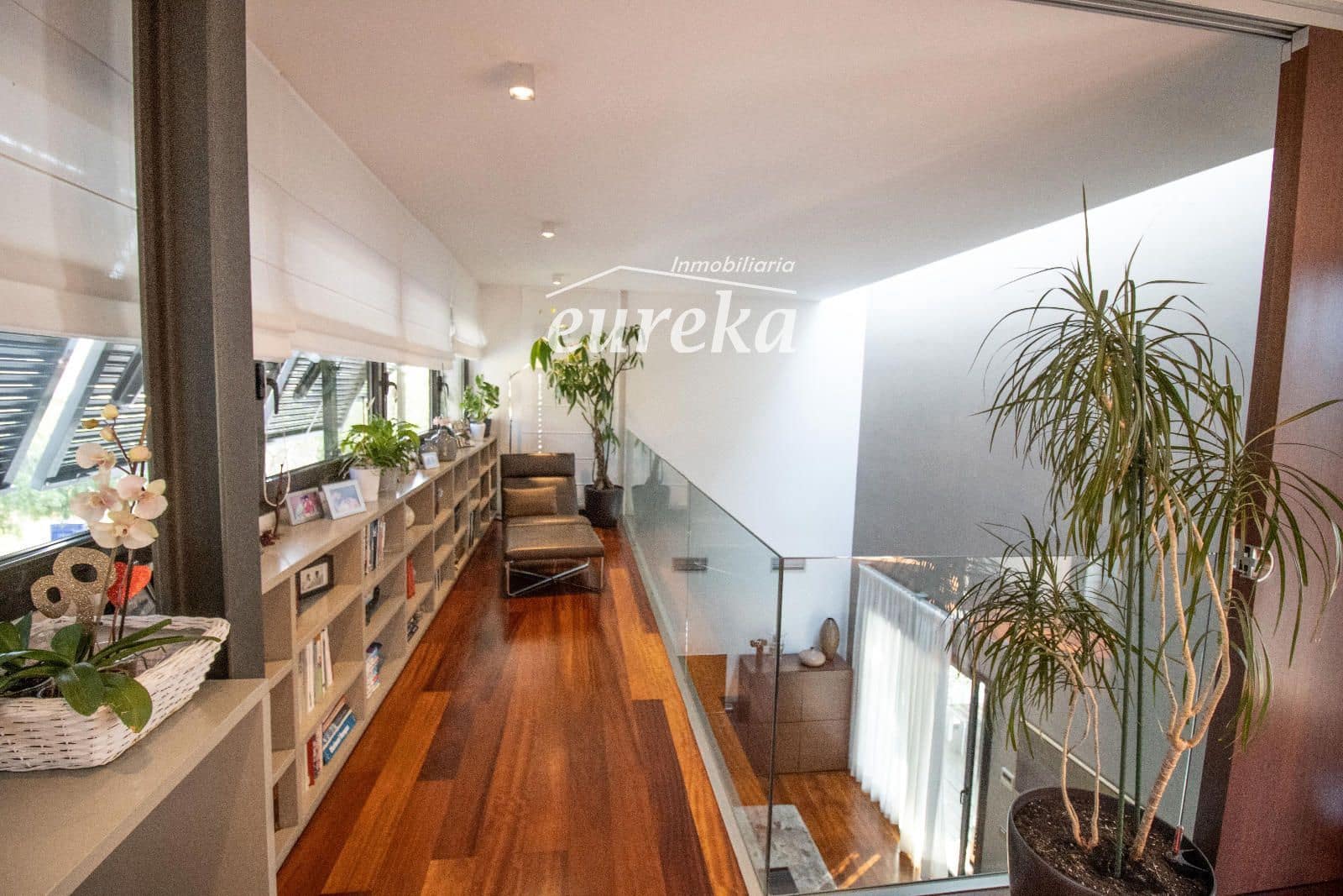 4 bedroom Townhouse for sale in Roses with pool garage - € 950,000 (Ref: 9559070)