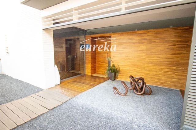 4 bedroom Townhouse for sale in Roses with pool garage - € 950,000 (Ref: 9559070)