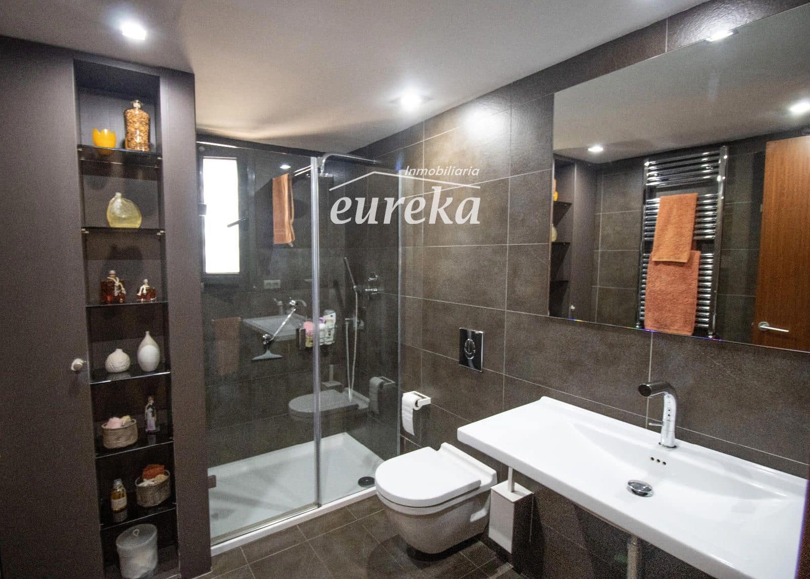 4 bedroom Townhouse for sale in Roses with pool garage - € 950,000 (Ref: 9559070)