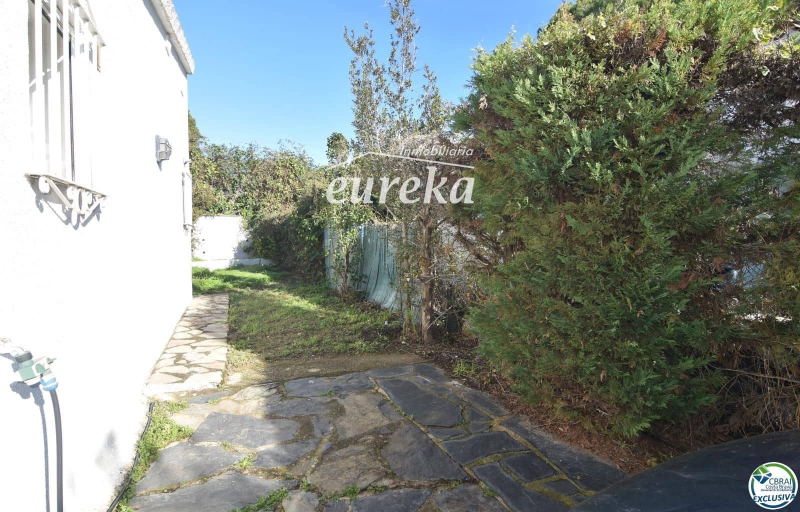 3 slaapkamer Villa te koop in Roses - € 395.000 (Ref: 9569311)