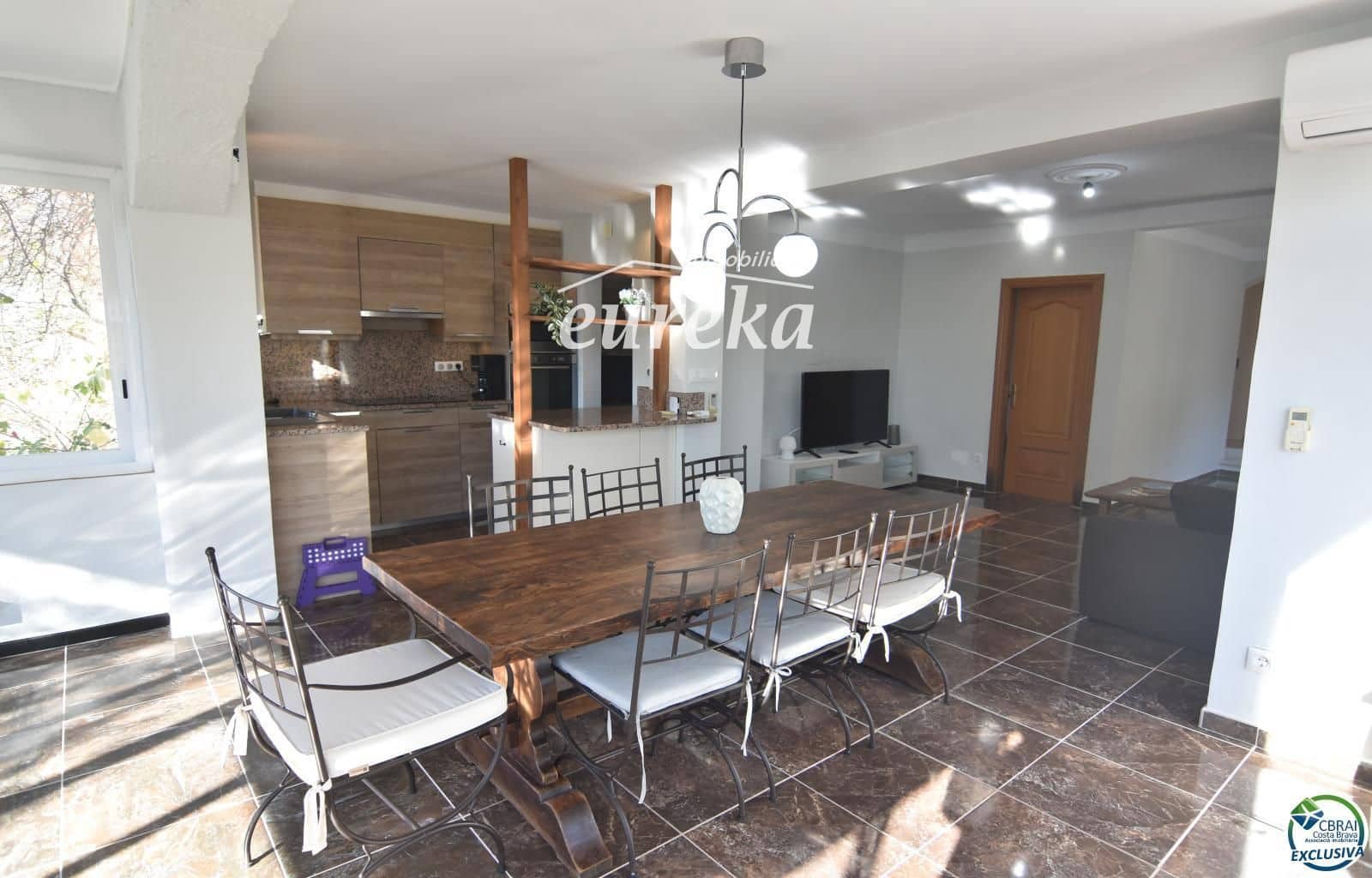 3 slaapkamer Villa te koop in Roses - € 395.000 (Ref: 9569311)