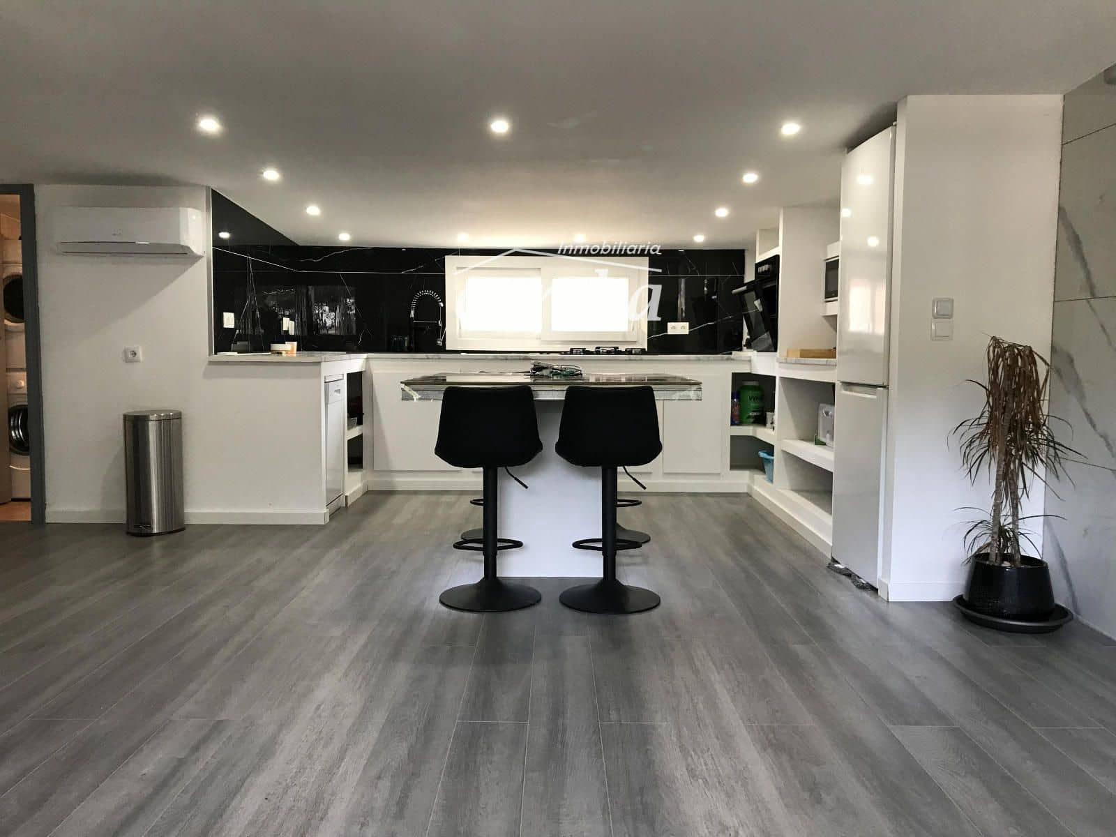 Commerciale in vendita in Roses - 160.000 € (Rif: 9630618)