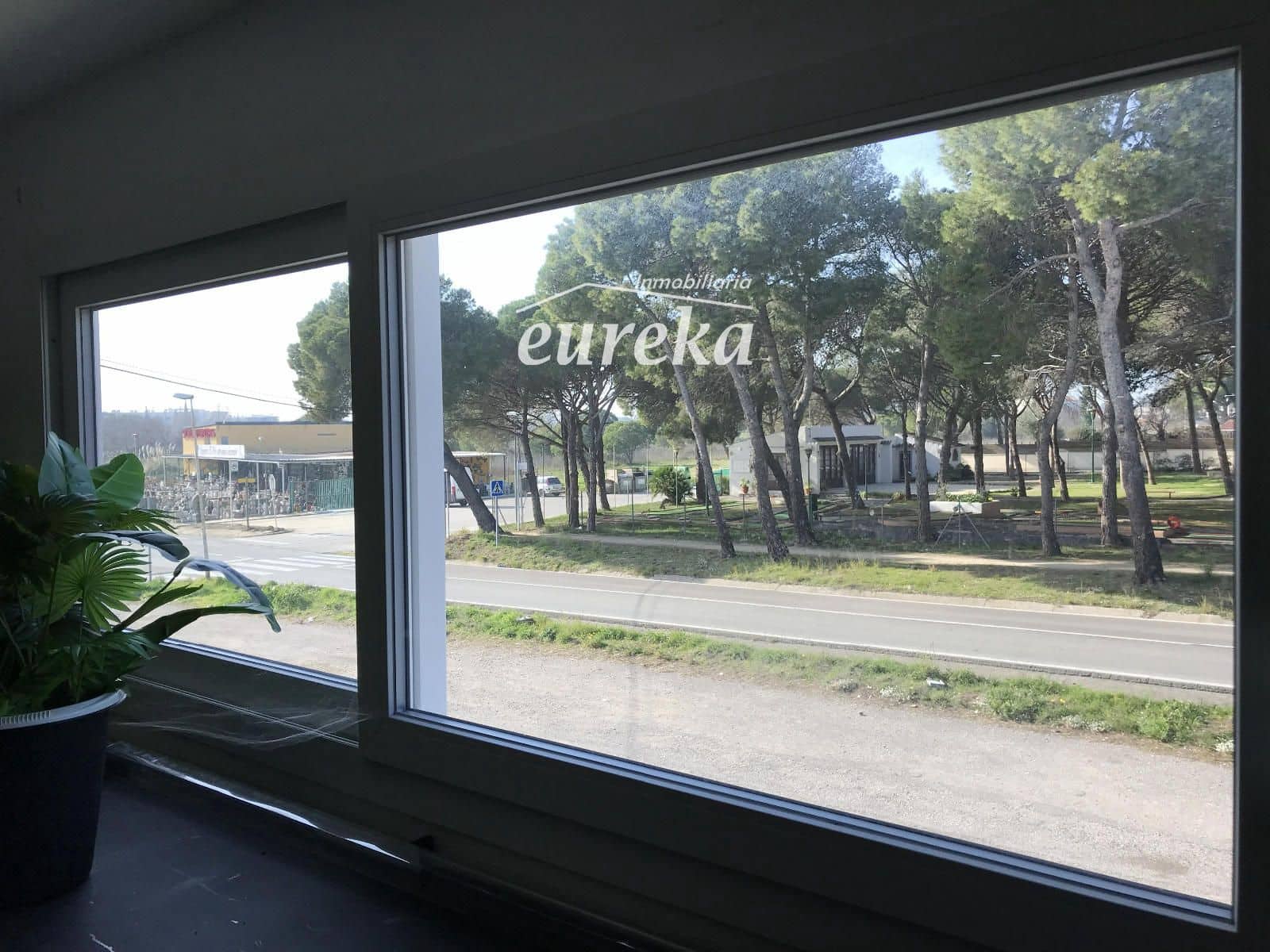 Commerciale in vendita in Roses - 160.000 € (Rif: 9630618)