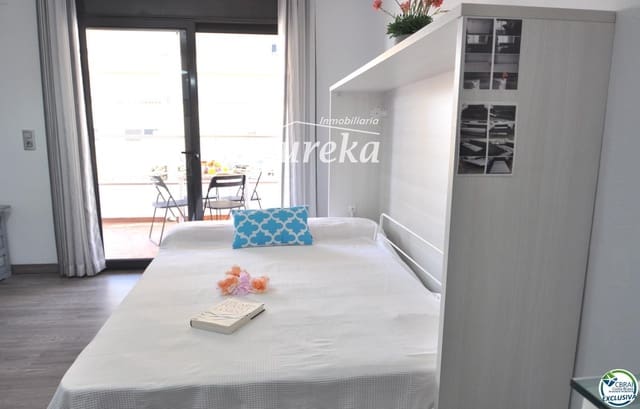 Lägenhet till salu i Santa Margarida, Roses med pool - 118 000 € (Ref: 9640662)