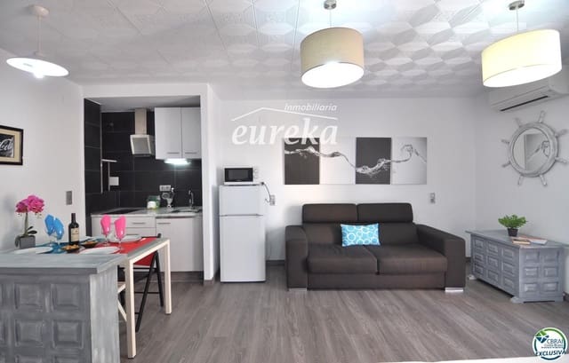 Lägenhet till salu i Santa Margarida, Roses med pool - 118 000 € (Ref: 9640662)