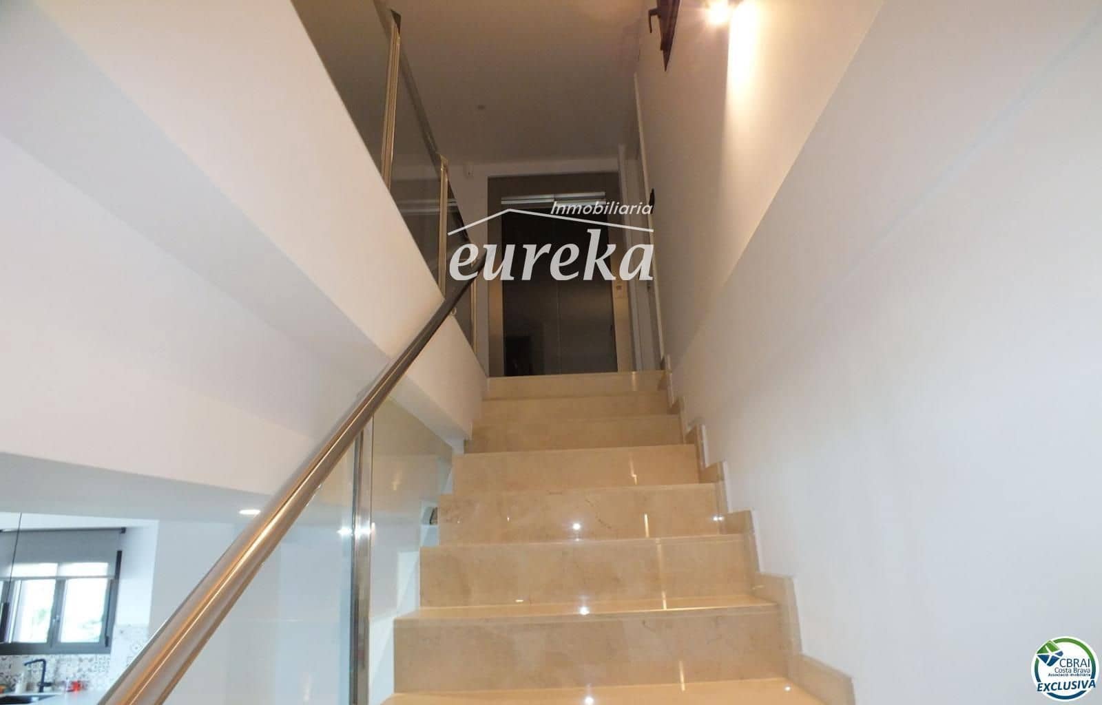 3 bedroom Villa for sale in Roses with pool garage - € 1,499,000 (Ref: 9707771)