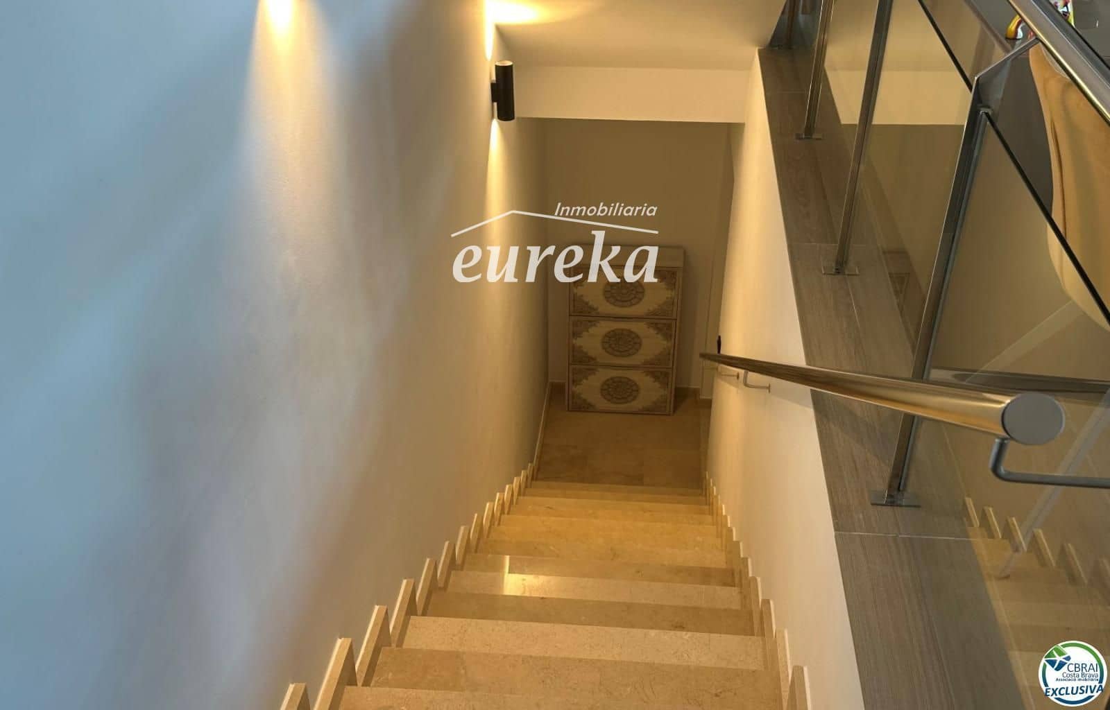 3 bedroom Villa for sale in Roses with pool garage - € 1,499,000 (Ref: 9707771)