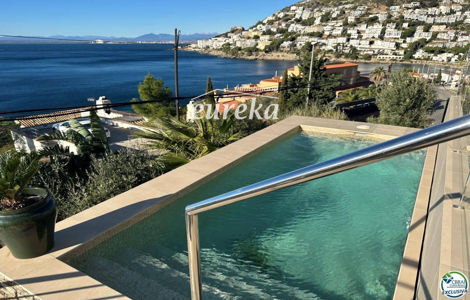 3 bedroom Villa for sale in Roses with pool garage - € 1,499,000 (Ref: 9707771)