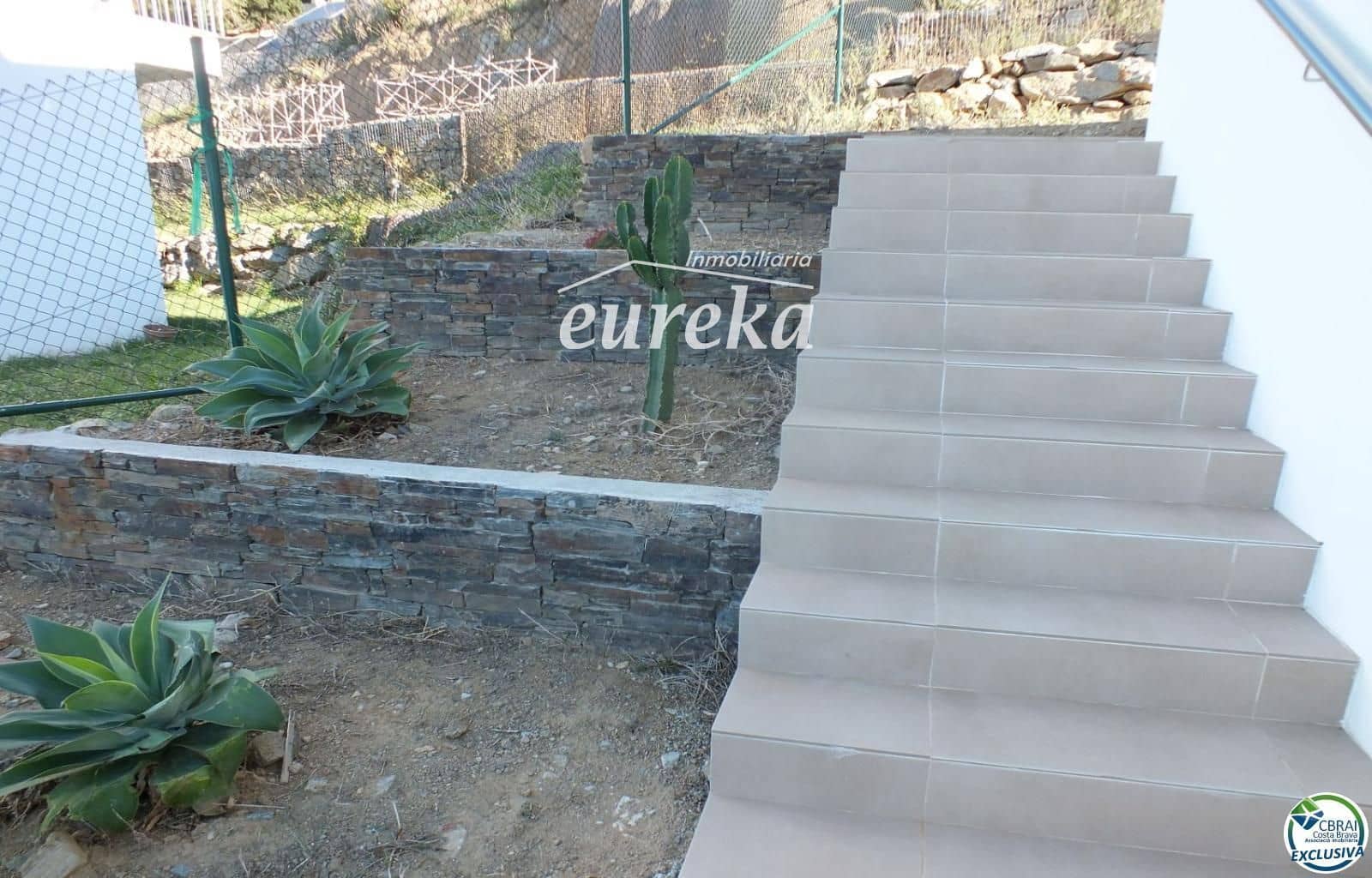 3 bedroom Villa for sale in Roses with pool garage - € 1,499,000 (Ref: 9707771)