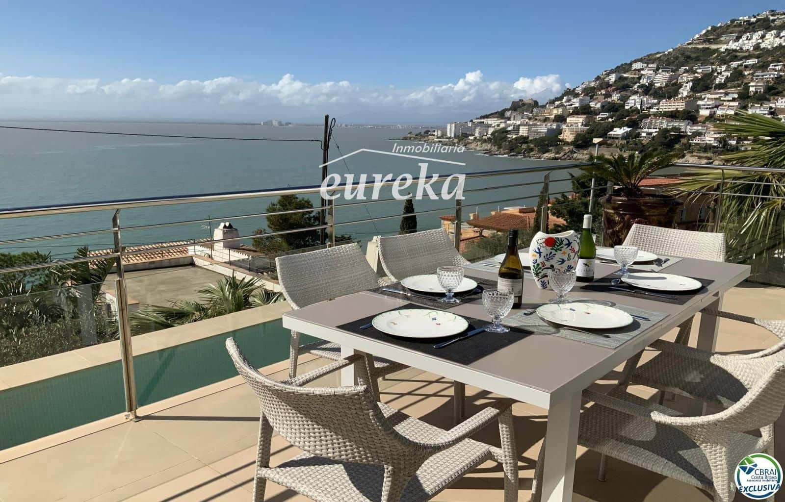 3 bedroom Villa for sale in Roses with pool garage - € 1,499,000 (Ref: 9707771)