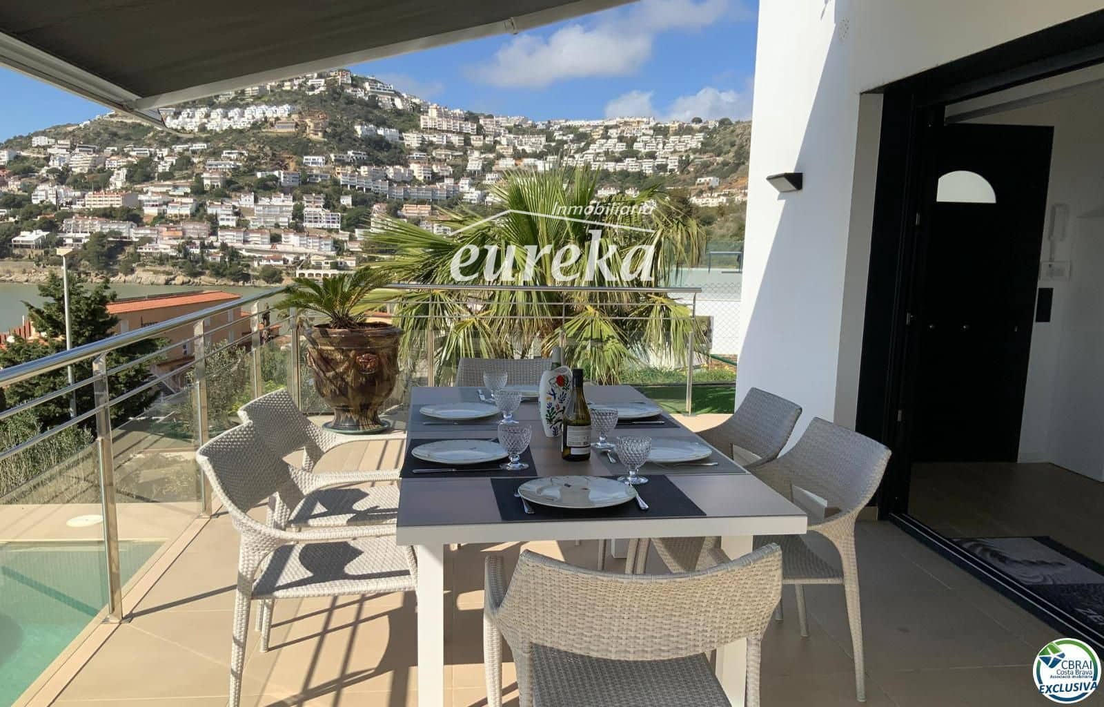 3 bedroom Villa for sale in Roses with pool garage - € 1,499,000 (Ref: 9707771)