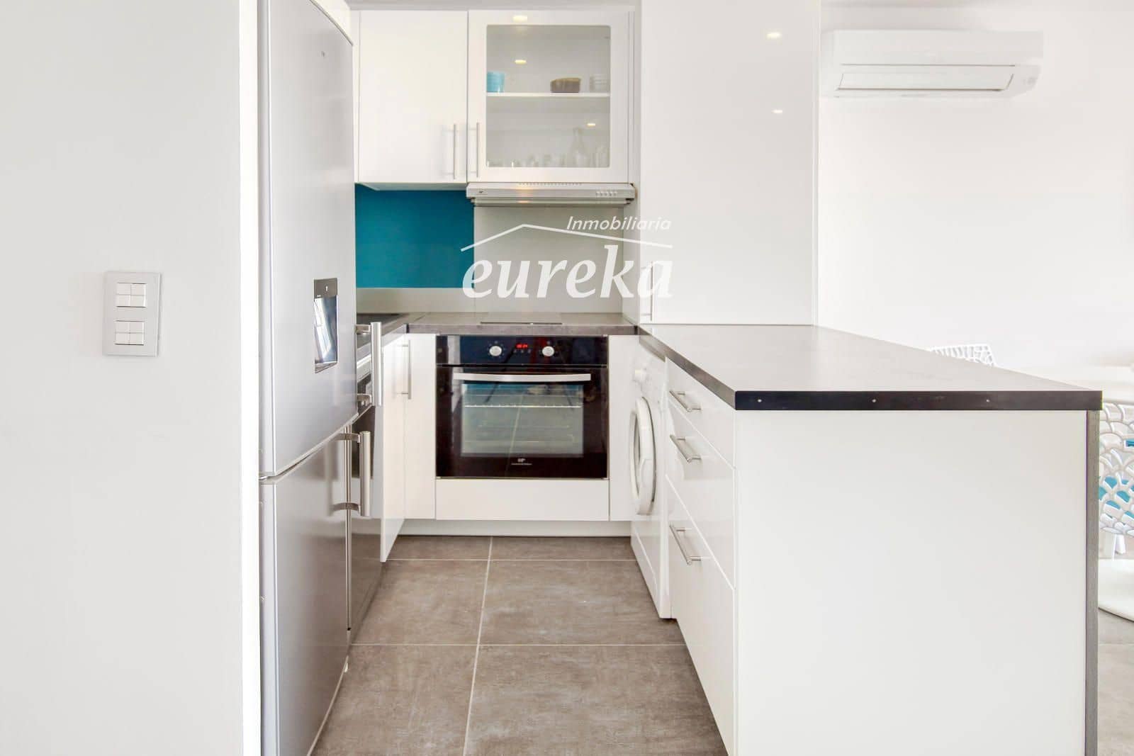 1 bedroom Flat for sale in Roses with garage - € 399,000 (Ref: 9713576)